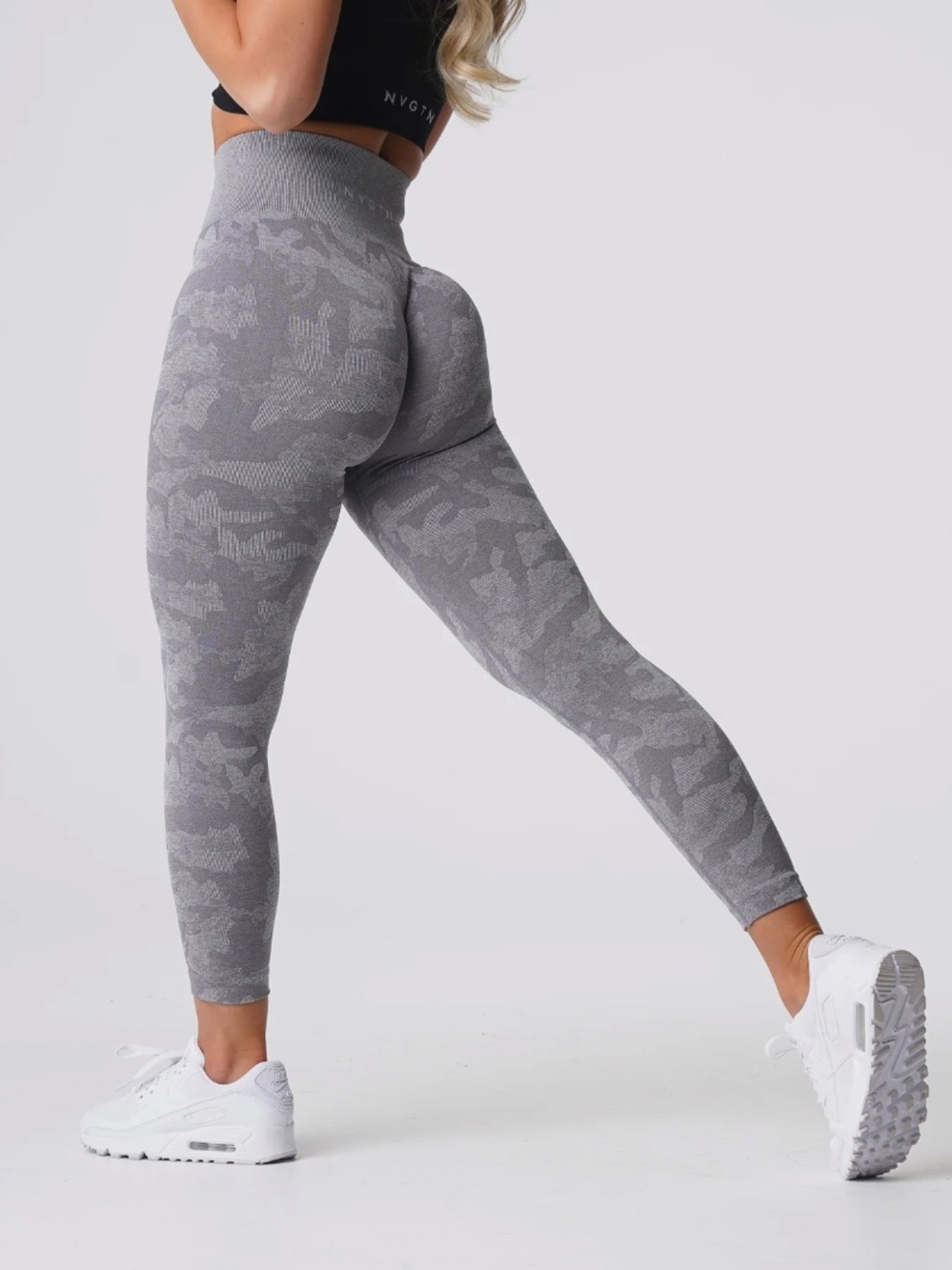 NVGTN Grey Camo Seamless
